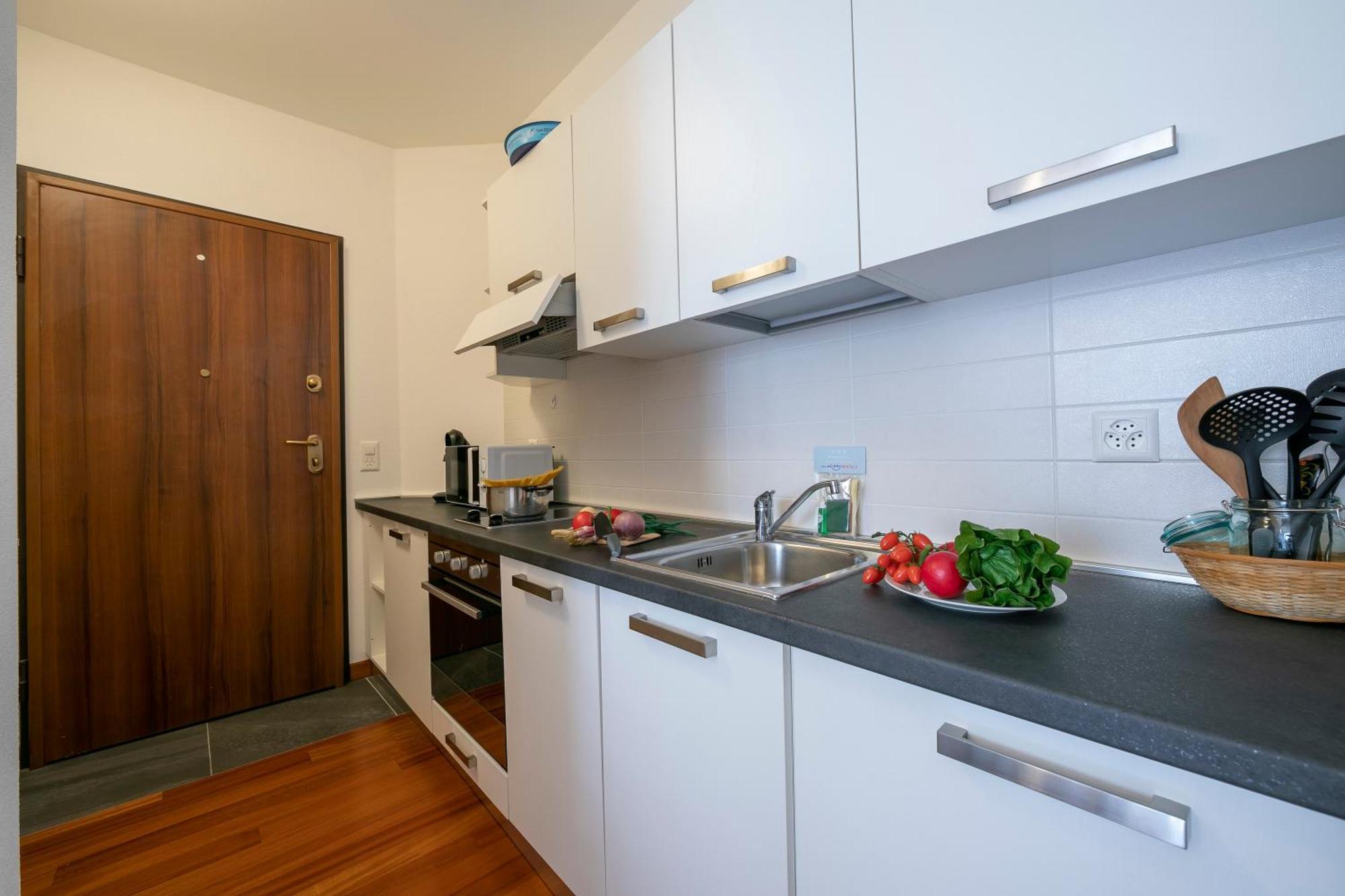 Moonlight - 150M From The Lake - Happy Rentals Lugano Ngoại thất bức ảnh